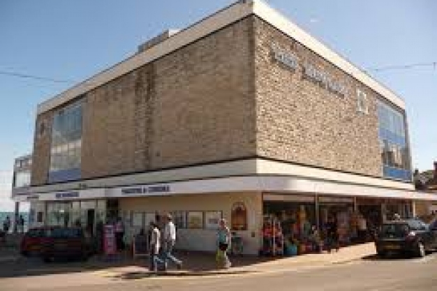 The Mowlem Theatre, Cinema & The Showbar Swanage