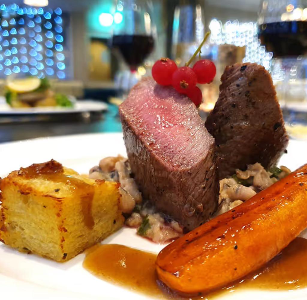 New Years Eve Gala Dinner at the Collingwood Hotel