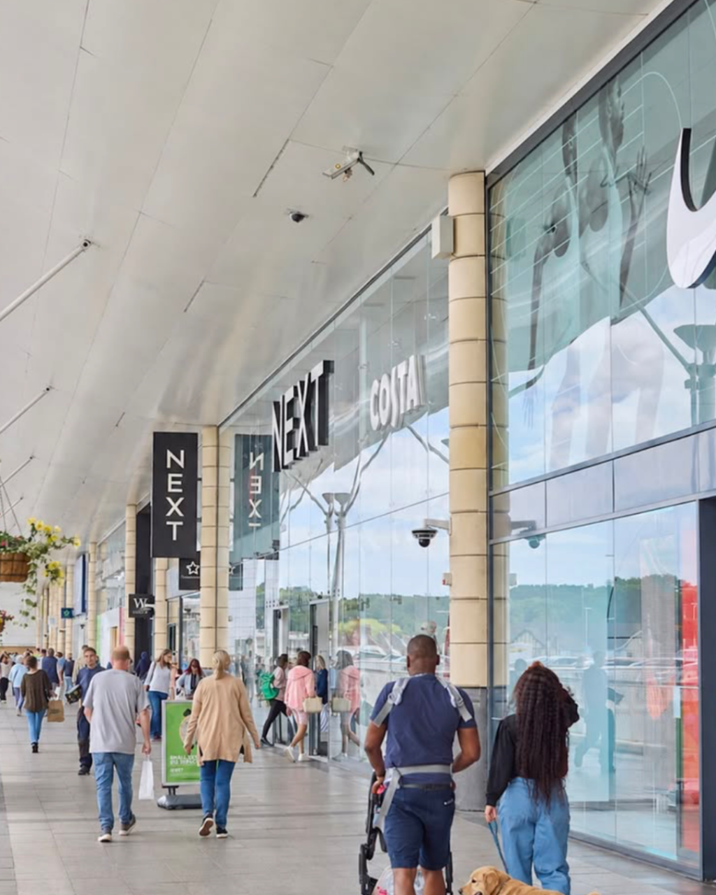 Castlepoint Shopping Centre: Shops, Parking and Visitor Guide
