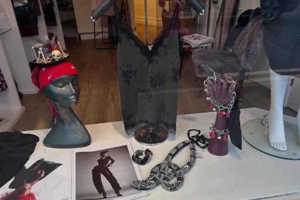 Boudoir 5 Westbourne - Pre-Loved Vintage & Designer Boutique Bournemouth