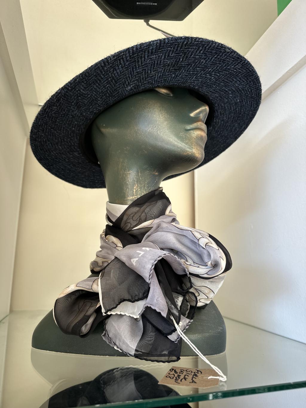 Boudoir 5 Westbourne - Pre-Loved Vintage & Designer Boutique Bournemouth