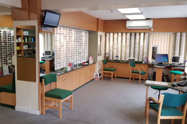 Peacock and Murphy Opticians - Dorset