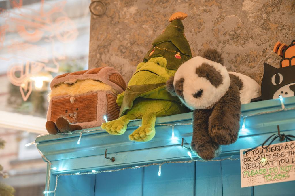 Attico - Gift Shop in Westbourne