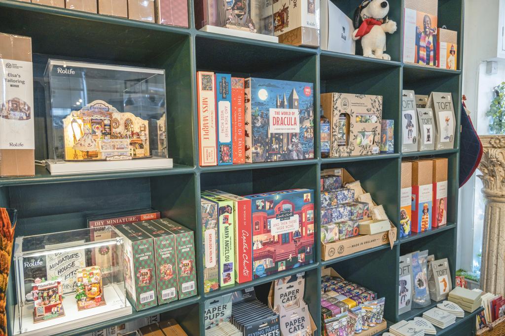 Attico - Gift Shop in Westbourne