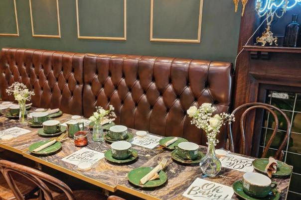 REVIEW: A Visit to The Hutch Cafe Bar Westbourne