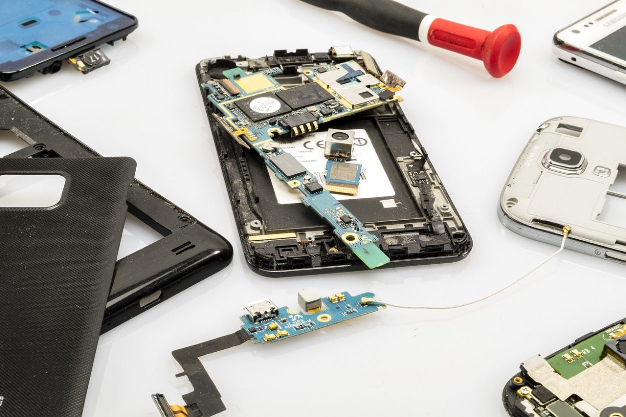 Compare Mobile Phone Repairs & Services in Dorset