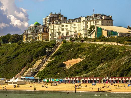 Our Favourite Beach Cafés & Restaurants on the Dorset Coast