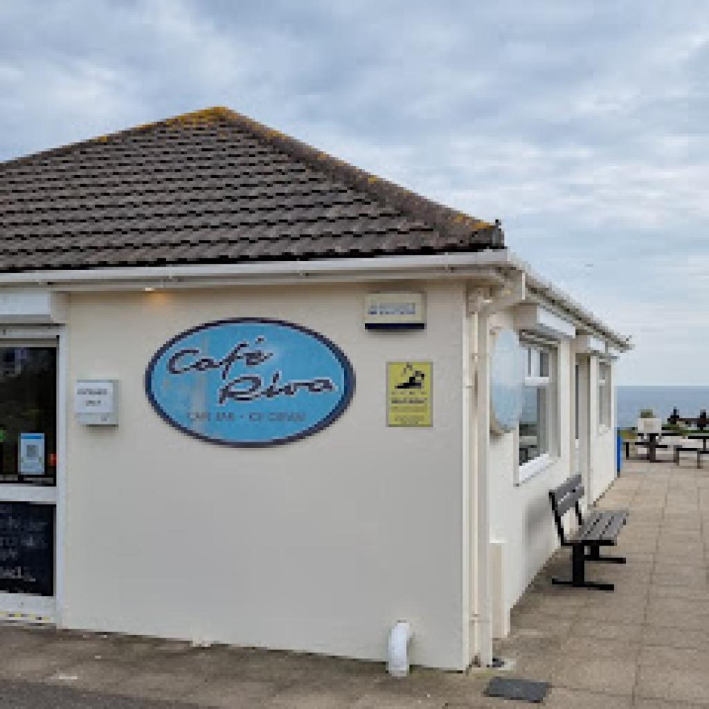 Our Favourite Beach Cafés & Restaurants Around Westbourne & the Coast