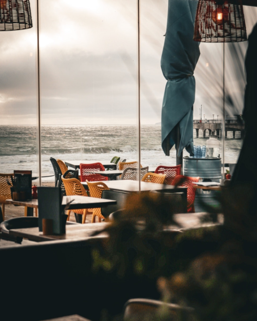 6 Coastal Restaurants for Sunday Lunch in Dorset: From Christchurch to Studland
