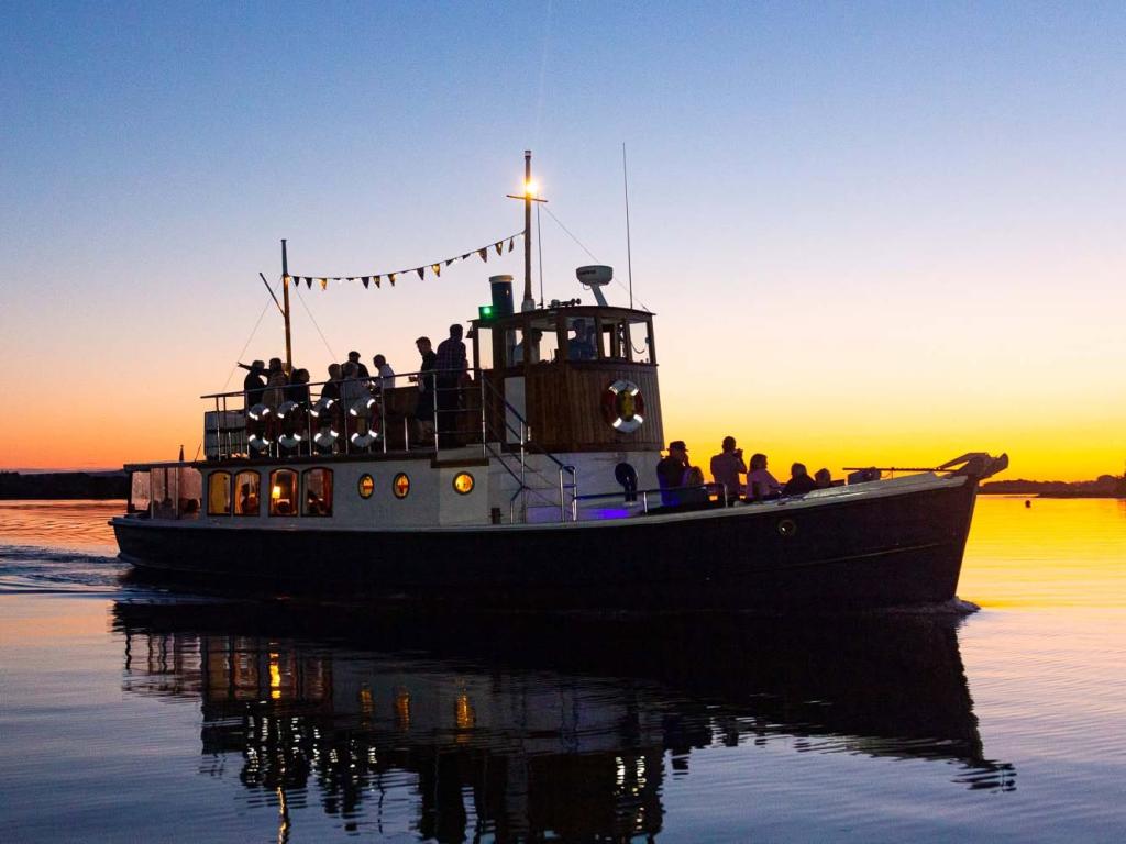 Dorset Cruises Poole: Boat Trips, Prices & Visitor Guide