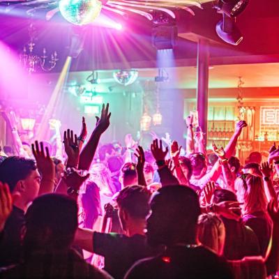 Happy Hour, Boozy Quizzes and Bottomless Brunch at Barbara’s Bournemouth