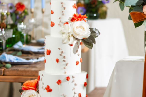 A Wedding Cake Should Be Remembered Long After the Last Slice