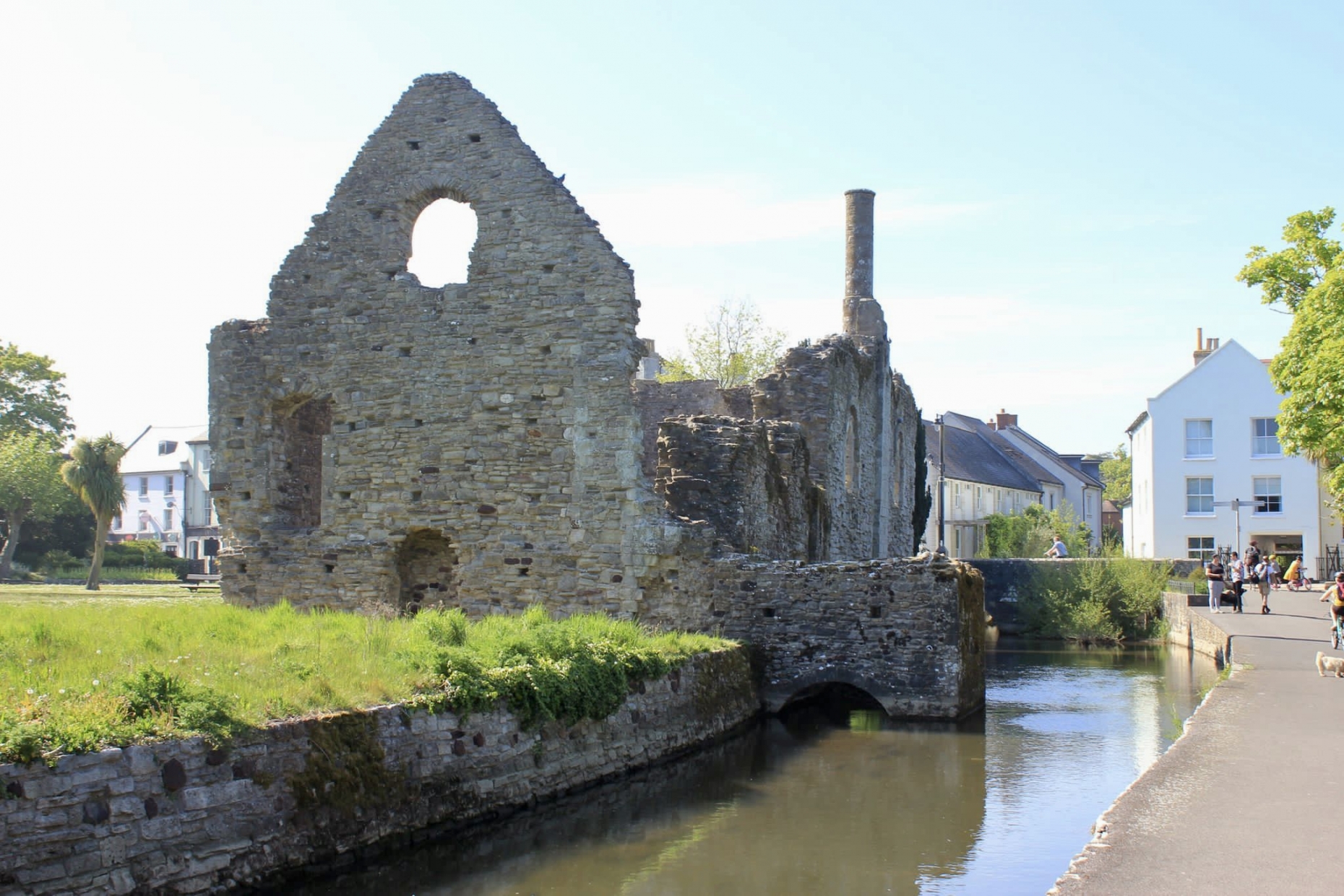 Best Places to Visit in Christchurch, Dorset