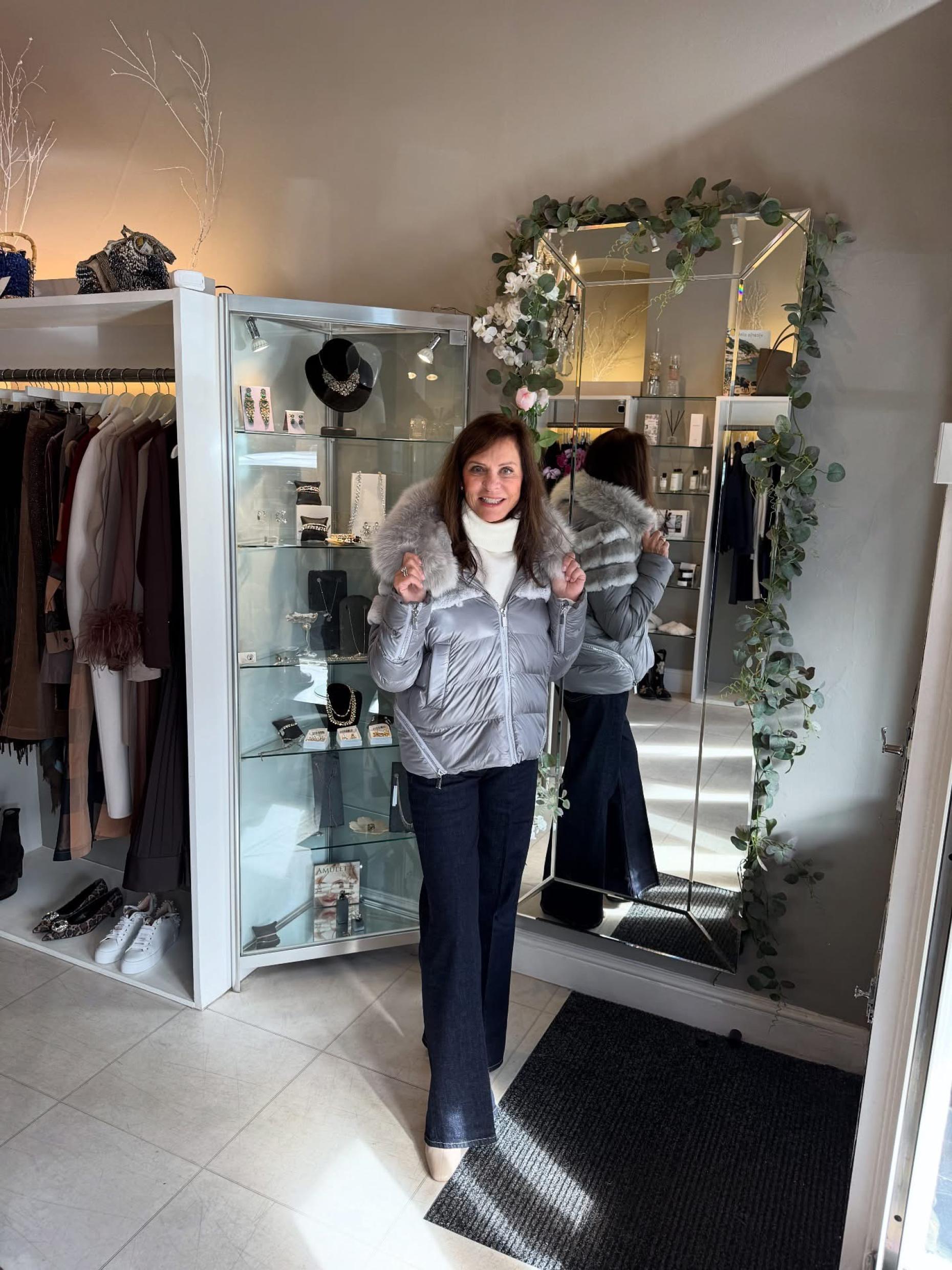 Lonah Designer Boutique Westbourne - Luxury International Labels