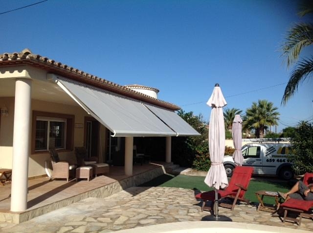 Dorset List: Sun Shades & Awnings in Dorset