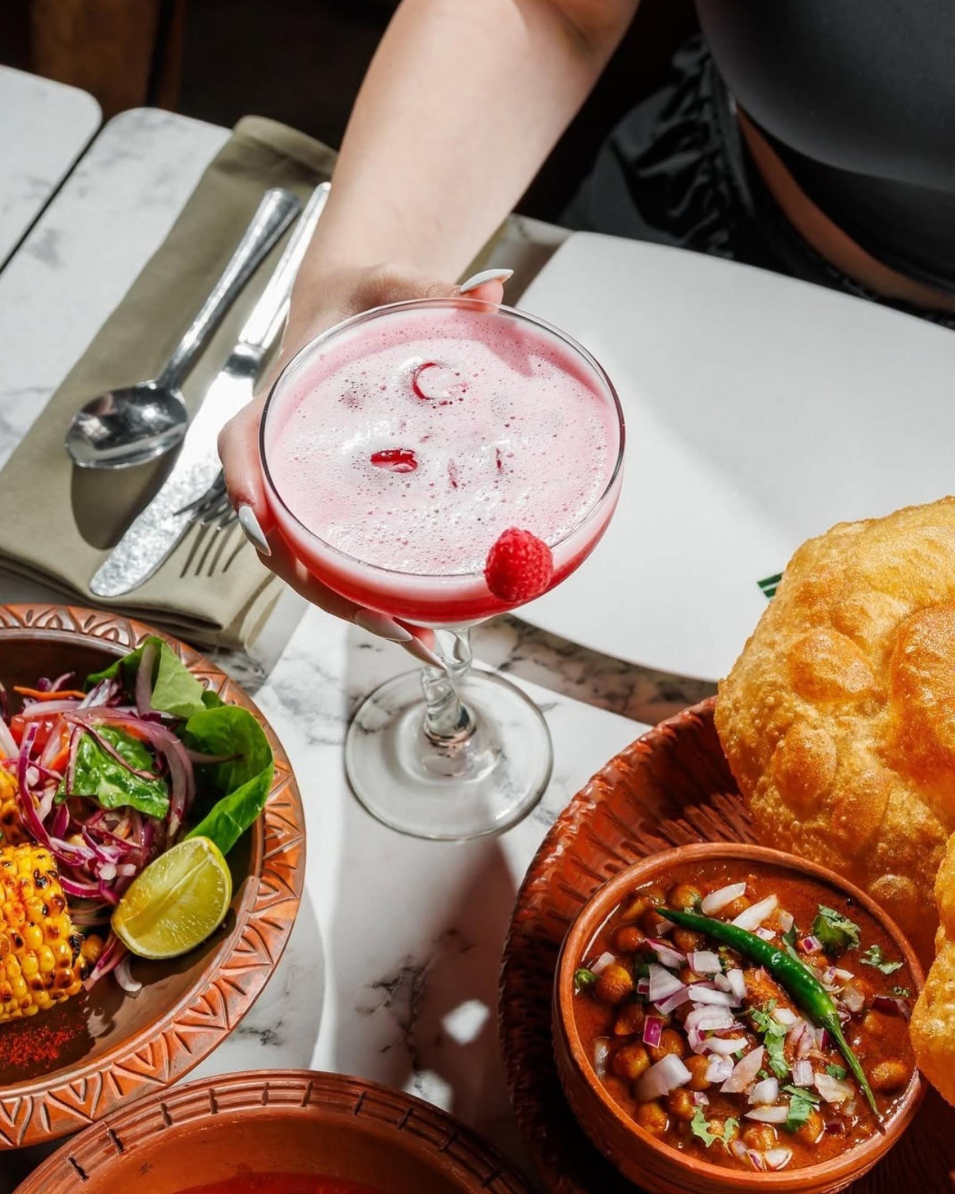 Indi’s Bournemouth | Indian Restaurant, Bar & Lounge