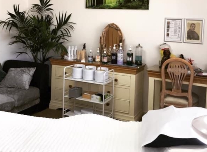 Compare Beauty Salons and Treatments in Dorset