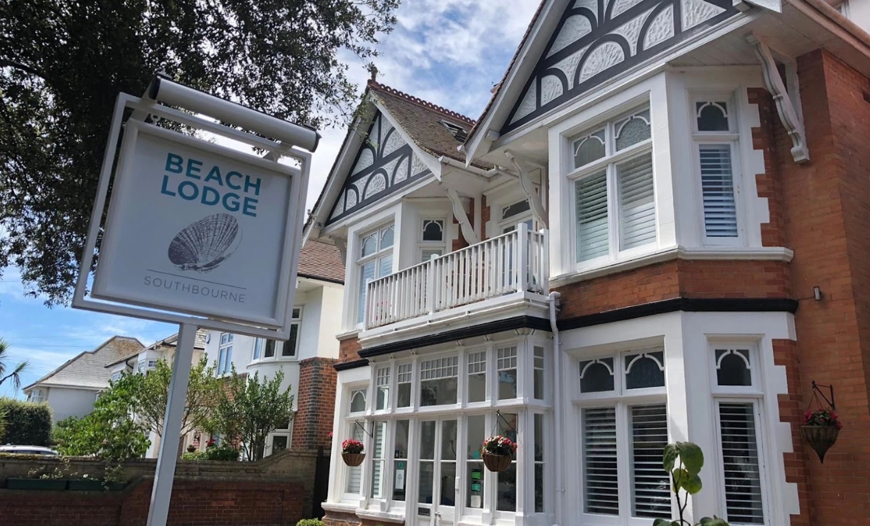 Compare Hotels, Guest Houses, B&B’s in Dorset