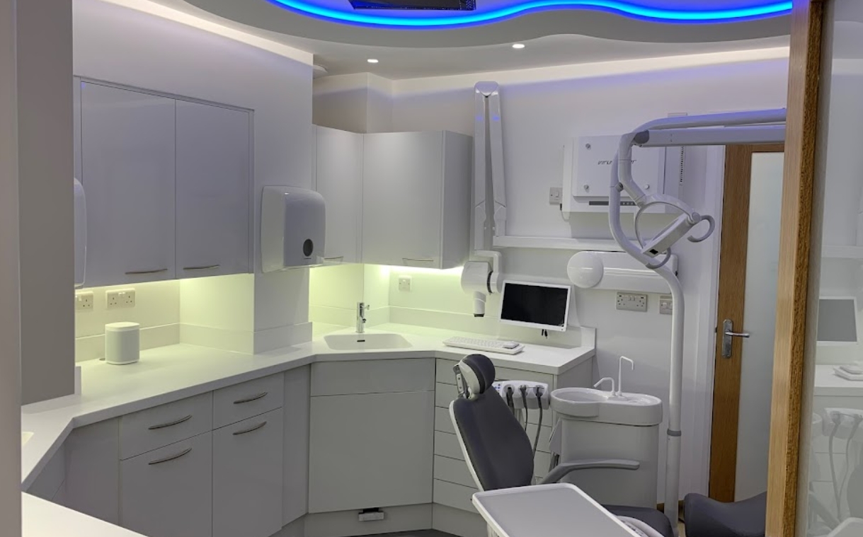 Compare Dentists and Dental Clinics in Dorset