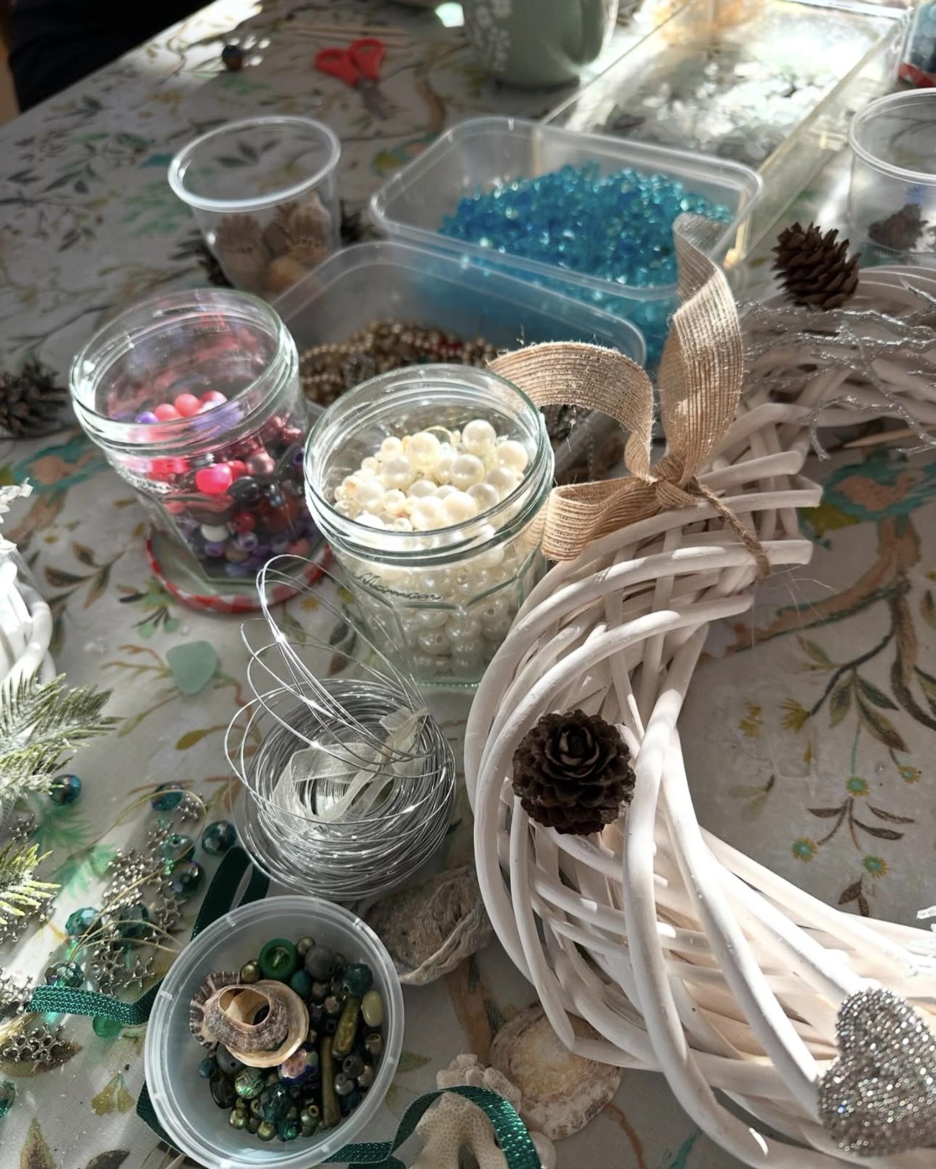 SPRING CREATIVE WORKSHOPS with Hillary’s Art Classes