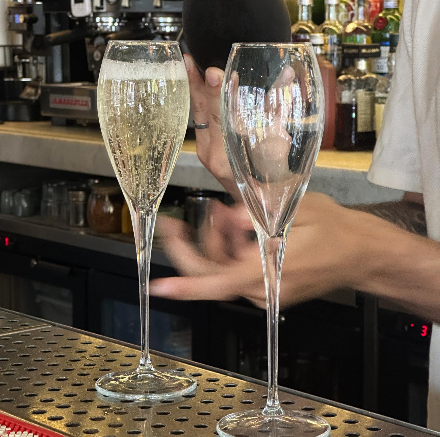 Cirqle Café & Bar: Christchurch's Stylish All-Day Café, Cocktail Bar & Live Music Venue