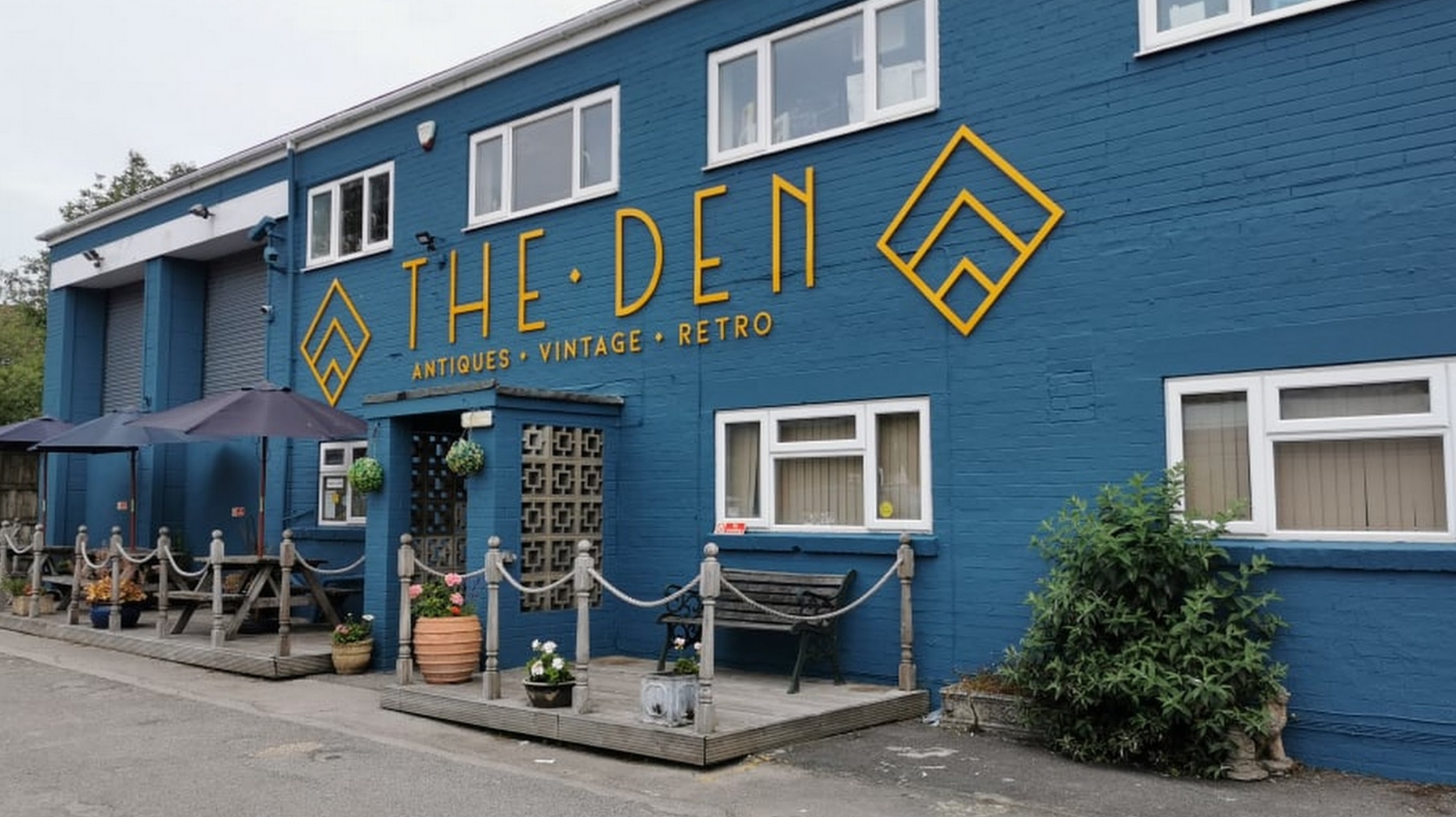 The Den Emporium - Antique Shop Bournemouth