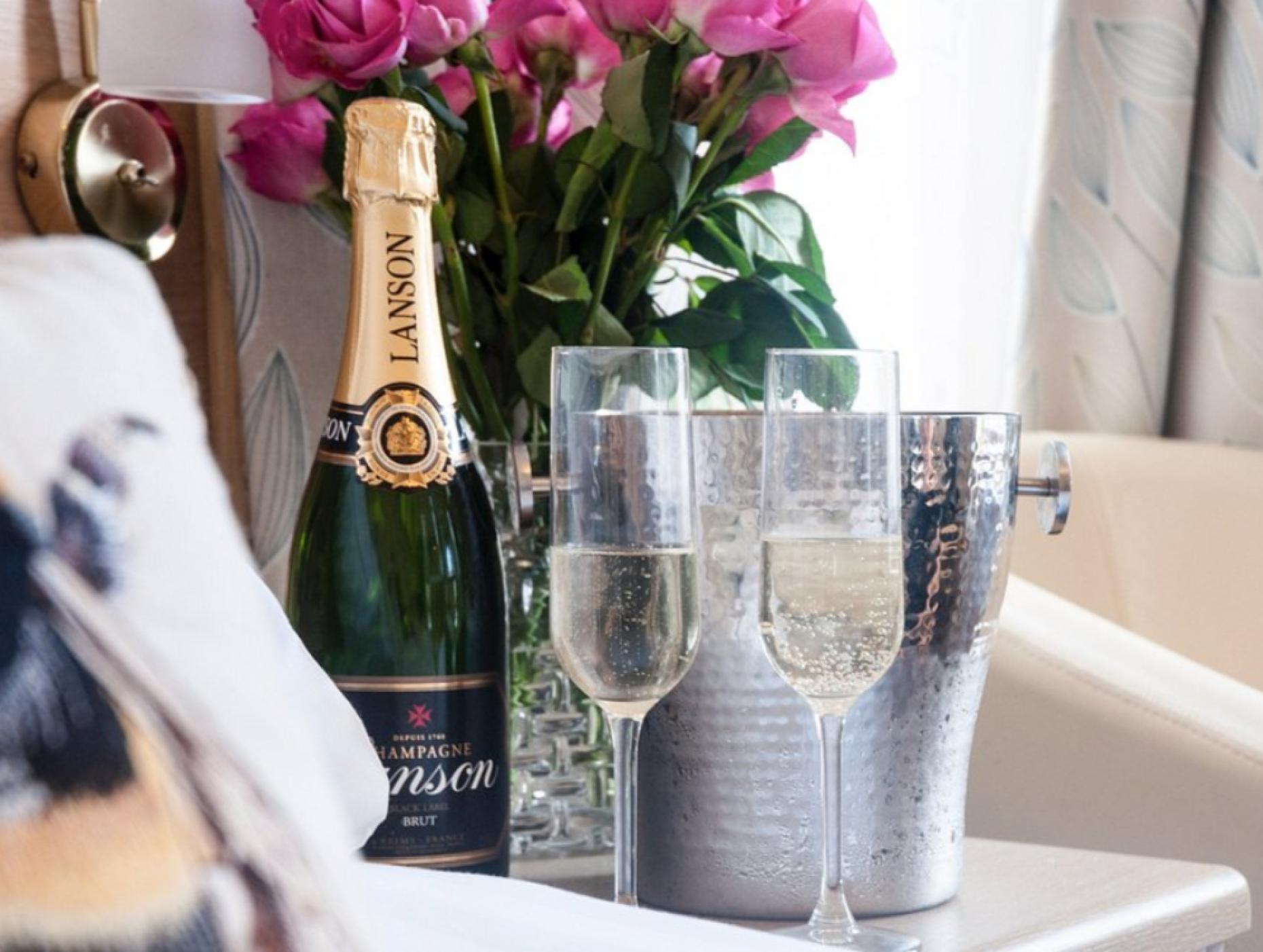 Why Hotel Collingwood is the Perfect Boutique Base for a Summer Getaway in Bournemouth