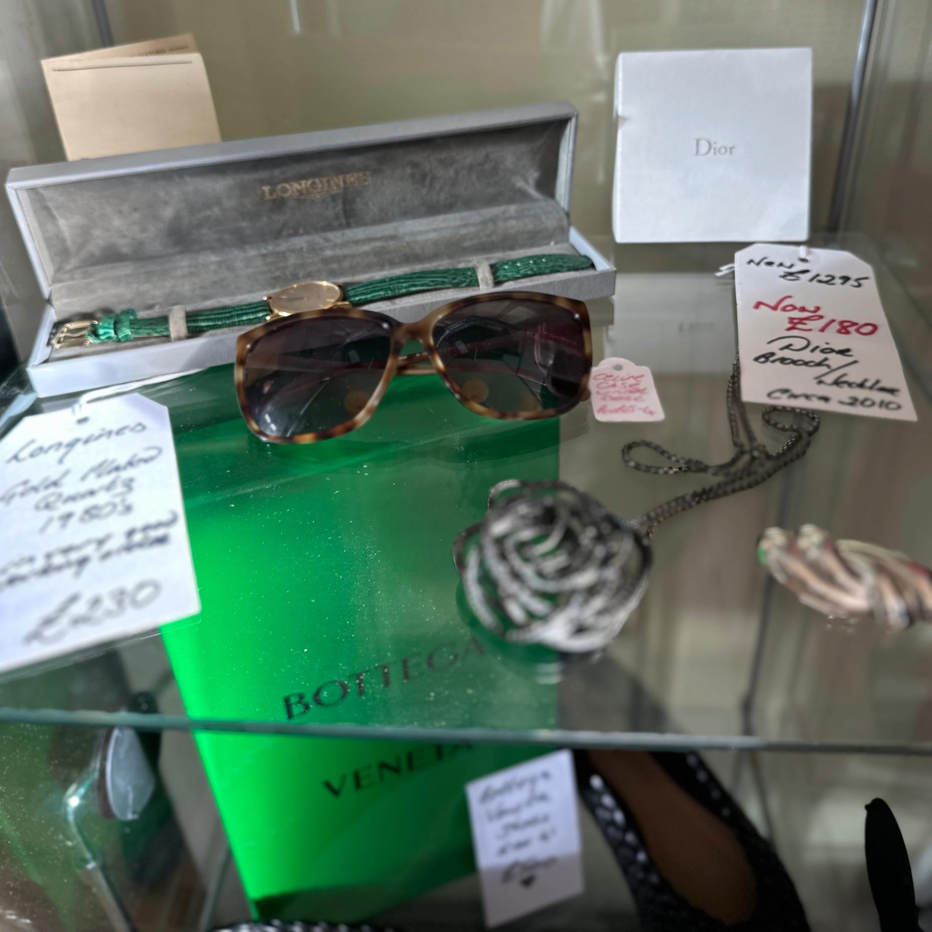 Boudoir 5 Westbourne - Pre-Loved Vintage & Designer Boutique Bournemouth