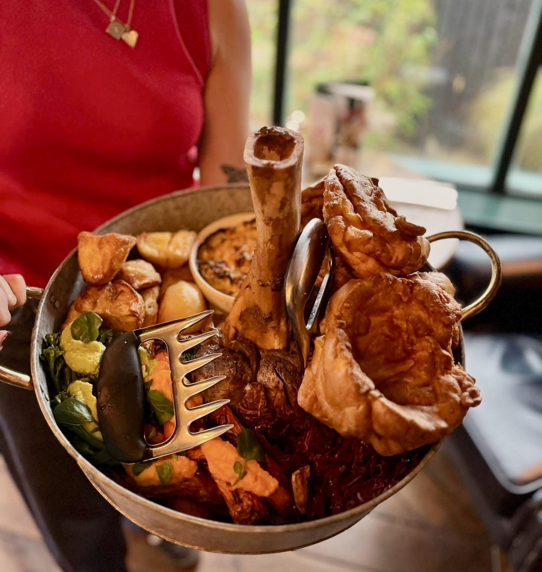 Sunday Roasts at The Libertine Westbourne