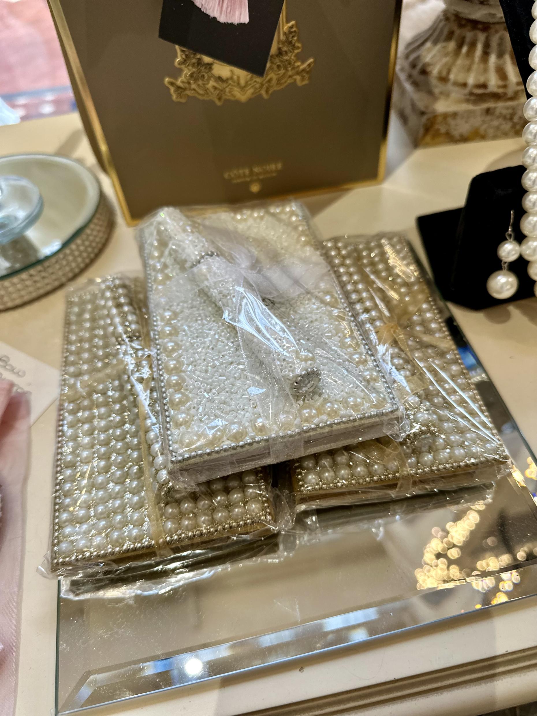 Hunter’s Boutique - Clothing & Homeware