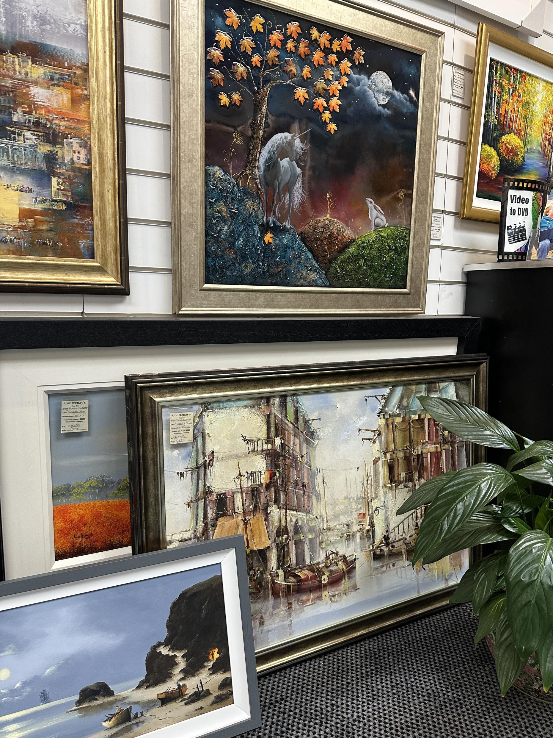 Courtenay’s Fine Art Westbourne - Art Gallery Bournemouth