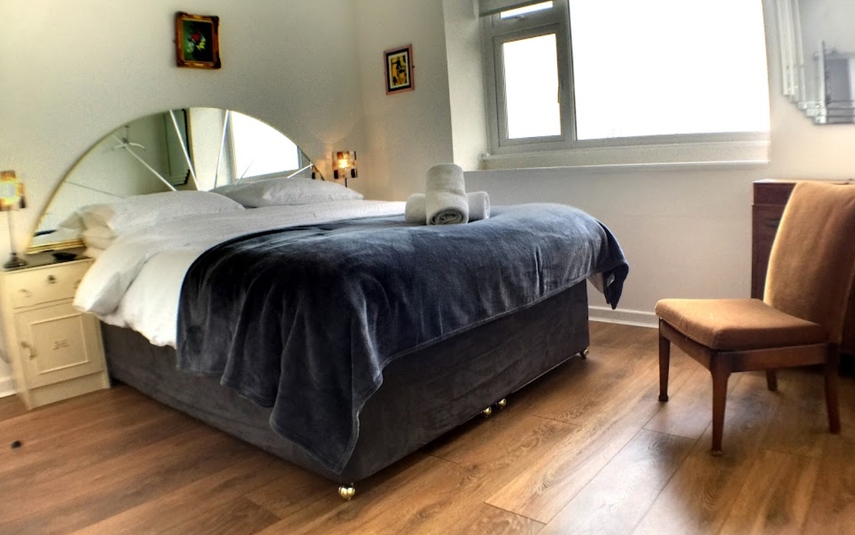 Compare Hotels, Guest Houses, B&B’s in Dorset