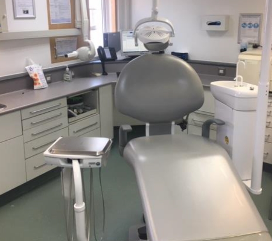 Compare Dentists and Dental Clinics in Dorset