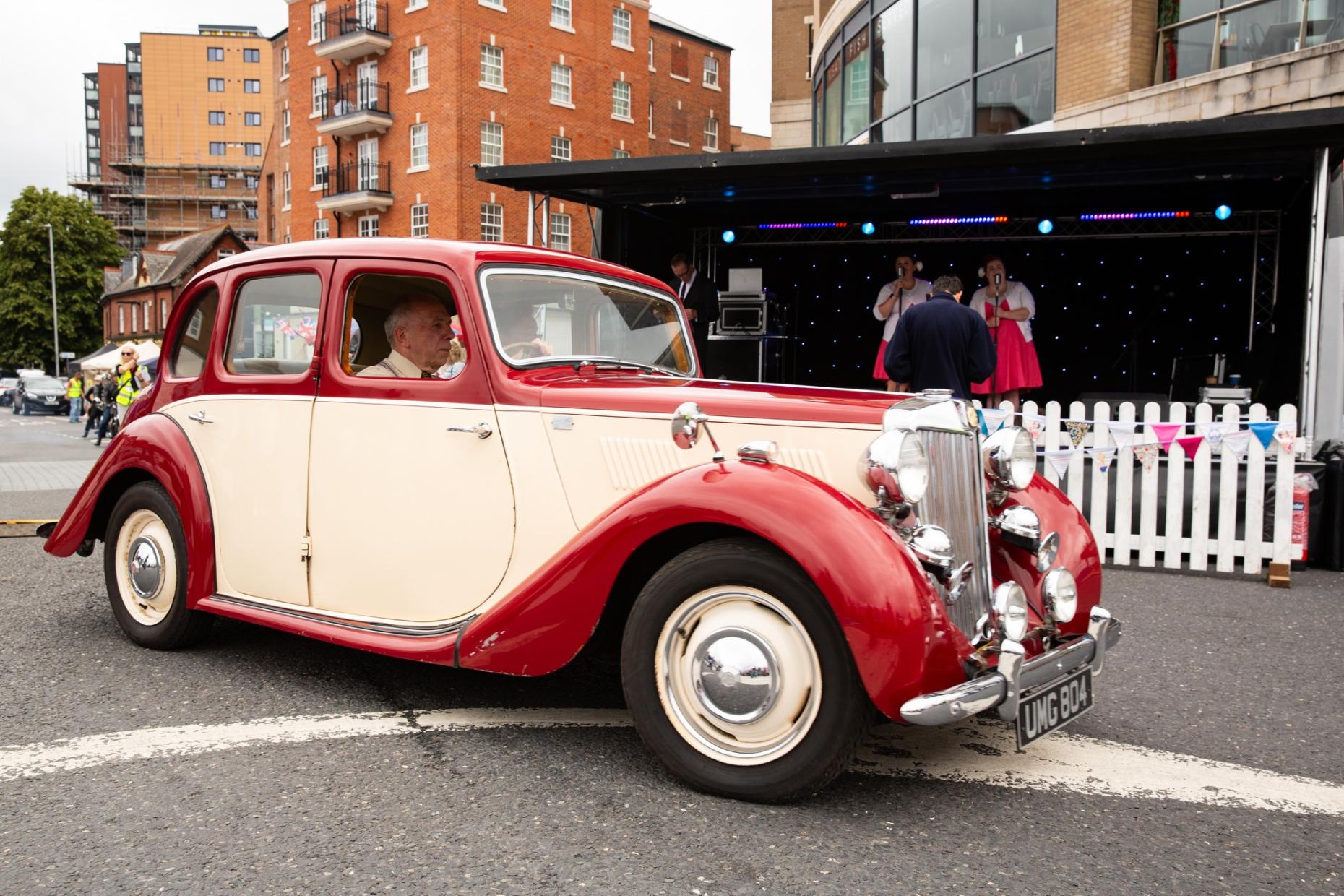 Poole Goes Vintage