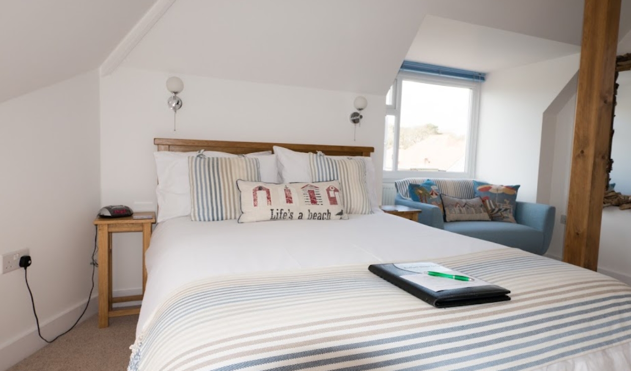 Compare Hotels, Guest Houses, B&B’s in Dorset