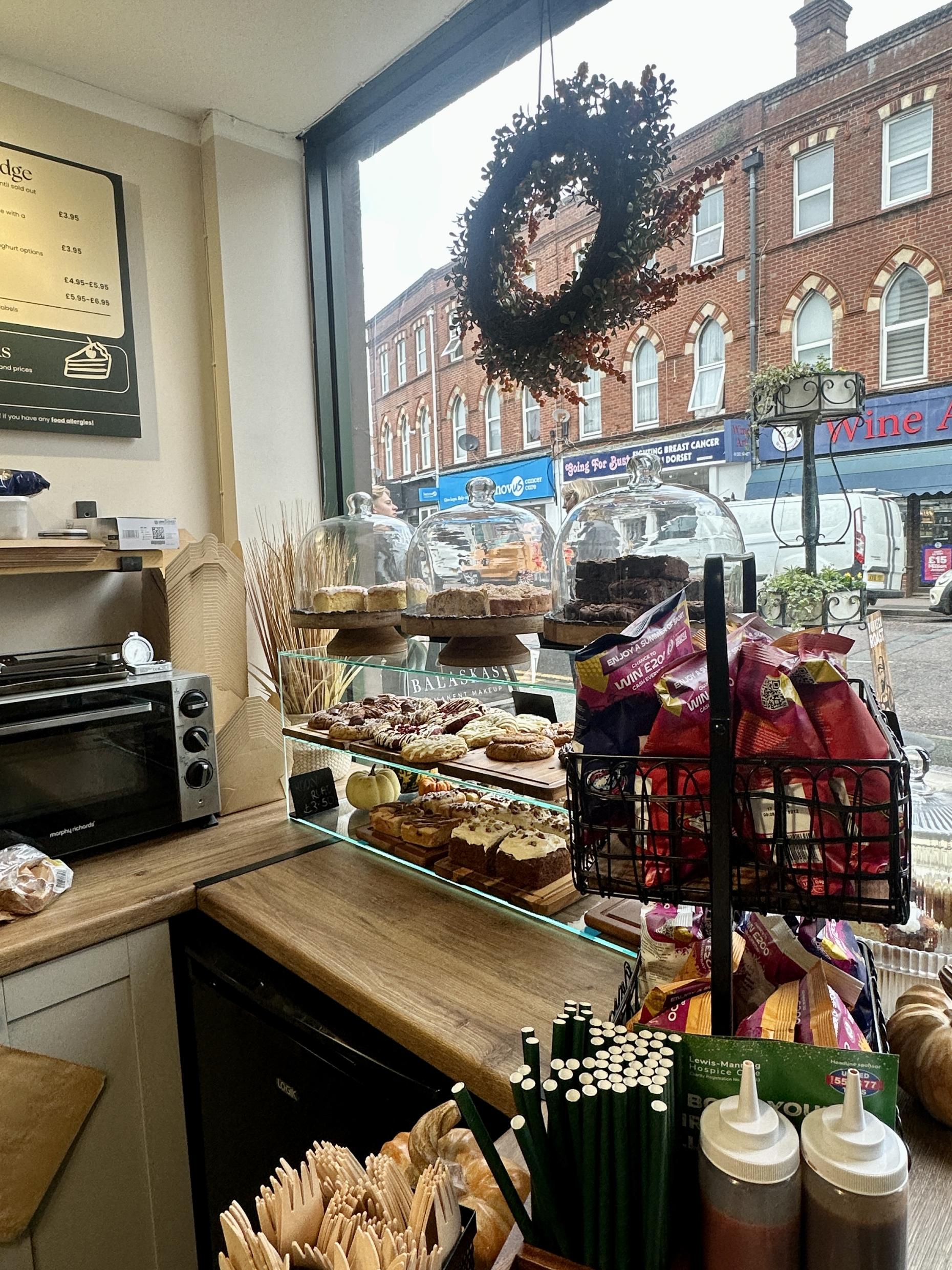 Luca’s Takeaway Café Westbourne