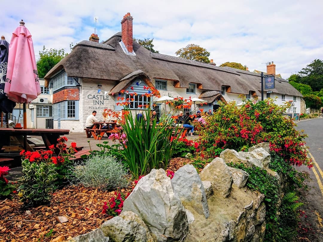 Best Pub Gardens for Alfresco Dining in Dorset